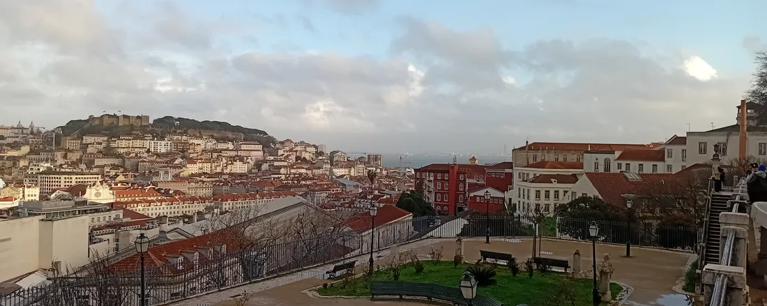 IV ENCONTRO INTERNACIONAL COM A LITERATURA PORTUGUESA: O (não) silêncio da história e a escrita de Teolinda Gersão