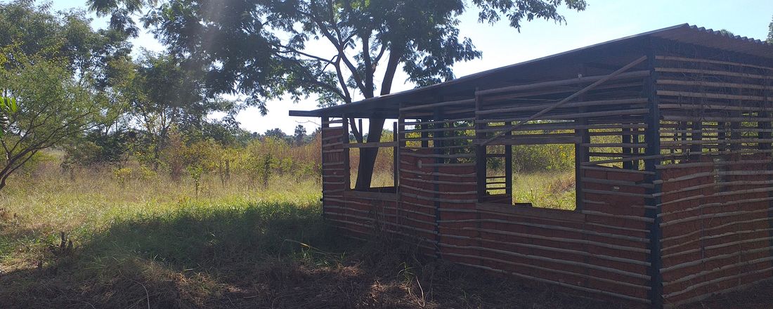 Oficina de Bioconstrução em Taipa de Mão