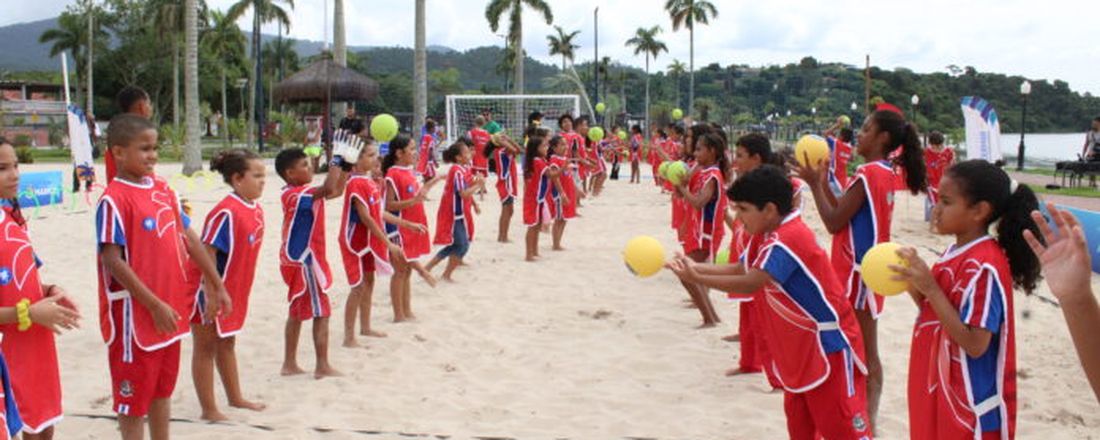 Aulão de iniciação ao Handebol de Praia Infantil
