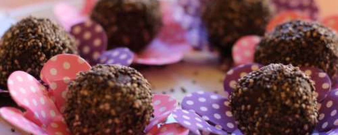 Oficina: Brigadeiros com Corantes Naturais e Refrigerante Natural